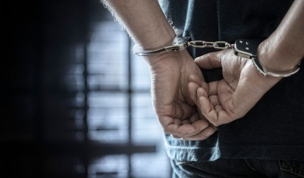 Un joven raja la cara de su exnovia de 21 años: "así no la querrá nadie"