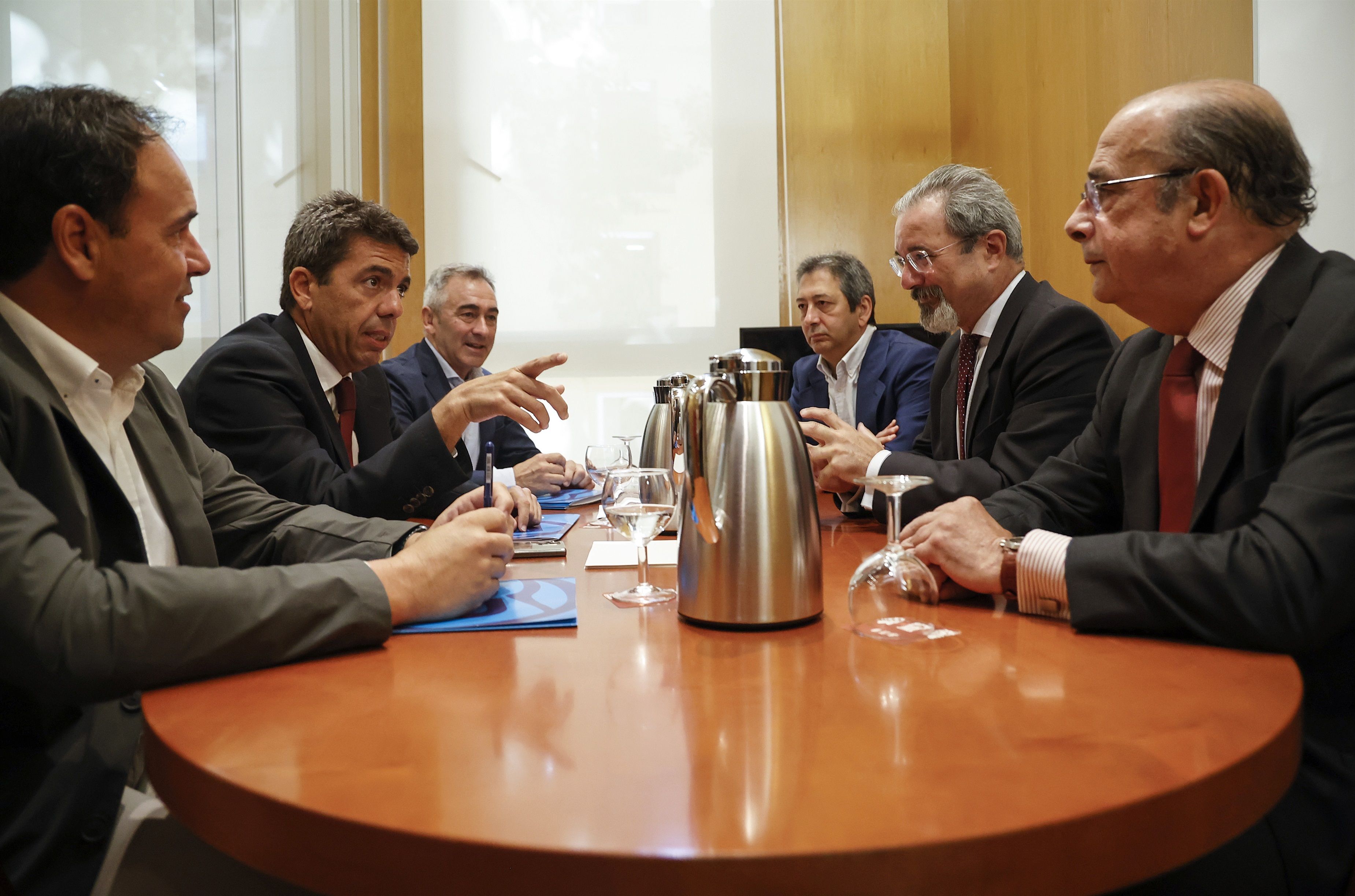 PP y Vox acuerdan gobernar en coalición la Comunidad Valenciana