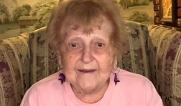 Una mujer de 93 años comparte el vídeo que quiere mostrar en su funeral: "Mi ex mejor que se vaya". Foto: TikTok