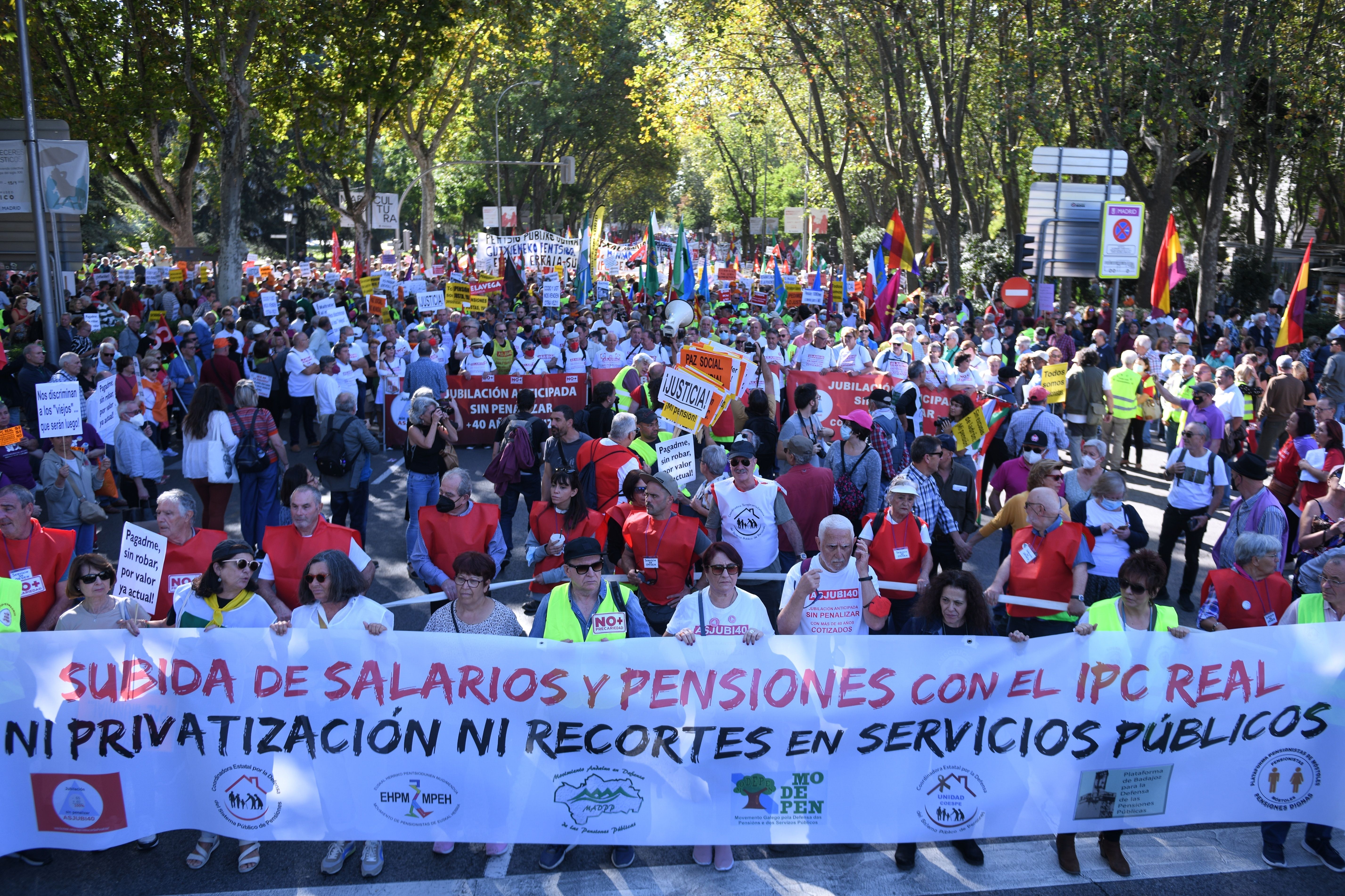 Manifestación conjunta por la jubilación voluntaria a los 60 años