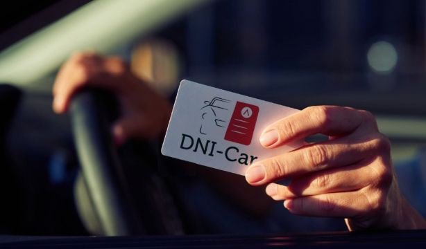 ¿Para qué sirve DNI-Car, el nuevo carnet digital de la DGT?