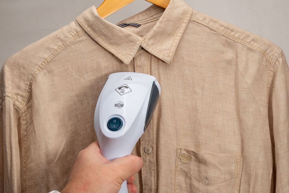 Cinco trucos para eliminar las arrugas de las camisas sin usar la plancha Cinco trucos para eliminar las arrugas de las camisas sin usar la plancha