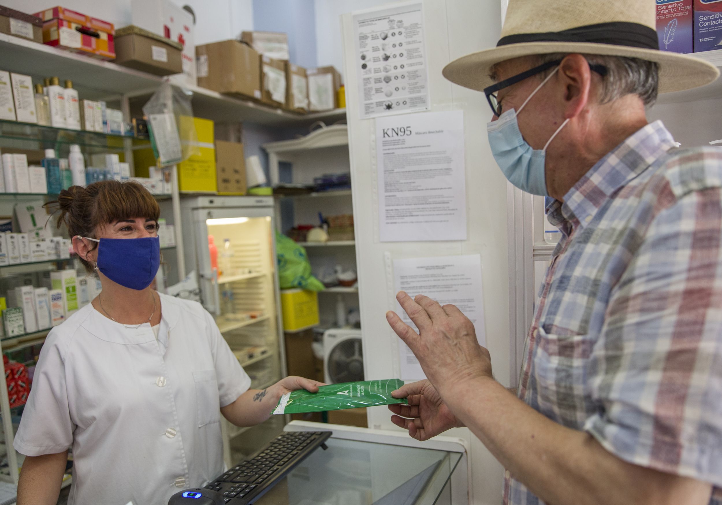 La lucha contra la soledad no deseada de los mayores comenzará desde las farmacias