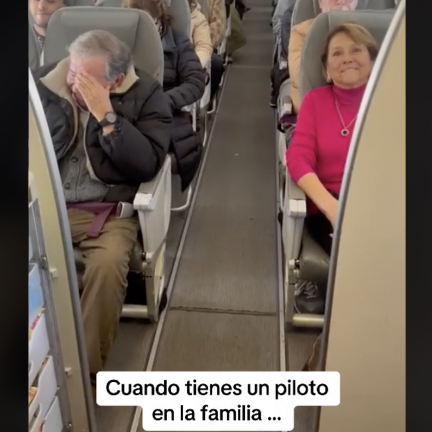 Vídeo: Piloto dedica emotivo mensaje a sus padres y abuelos durante un vuelo