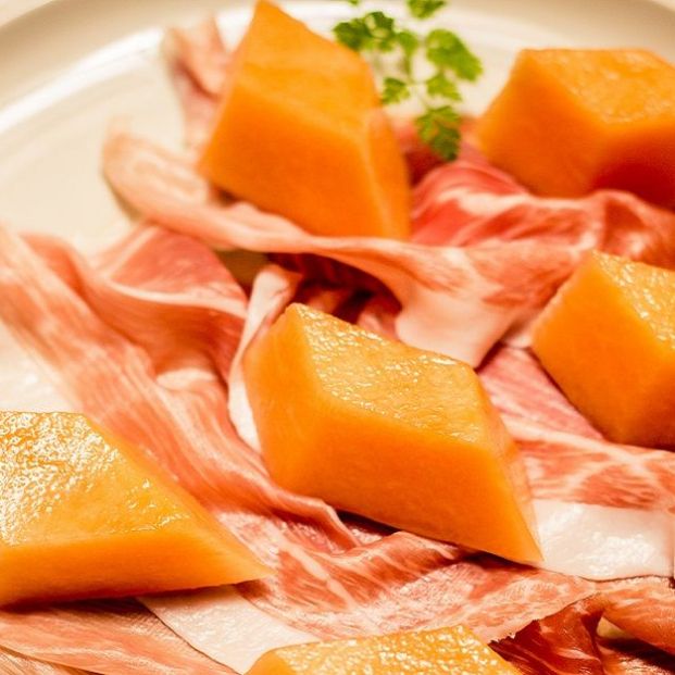 origenes del melón con jamón