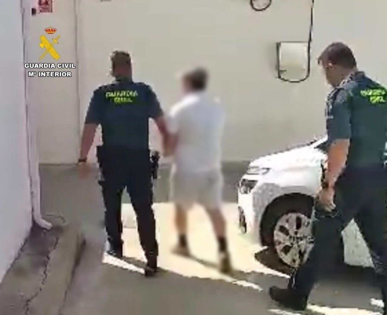 Estafa 5.400 euros a un hombre mayor con la falsa promesa de una operación para recuperar la vista