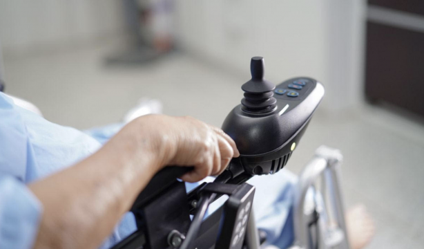 La tecnología al servicio de los mayores: dispositivos y soluciones innovadoras