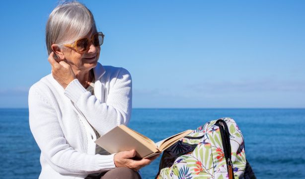 10 libros para leer en la playa y la piscina este verano