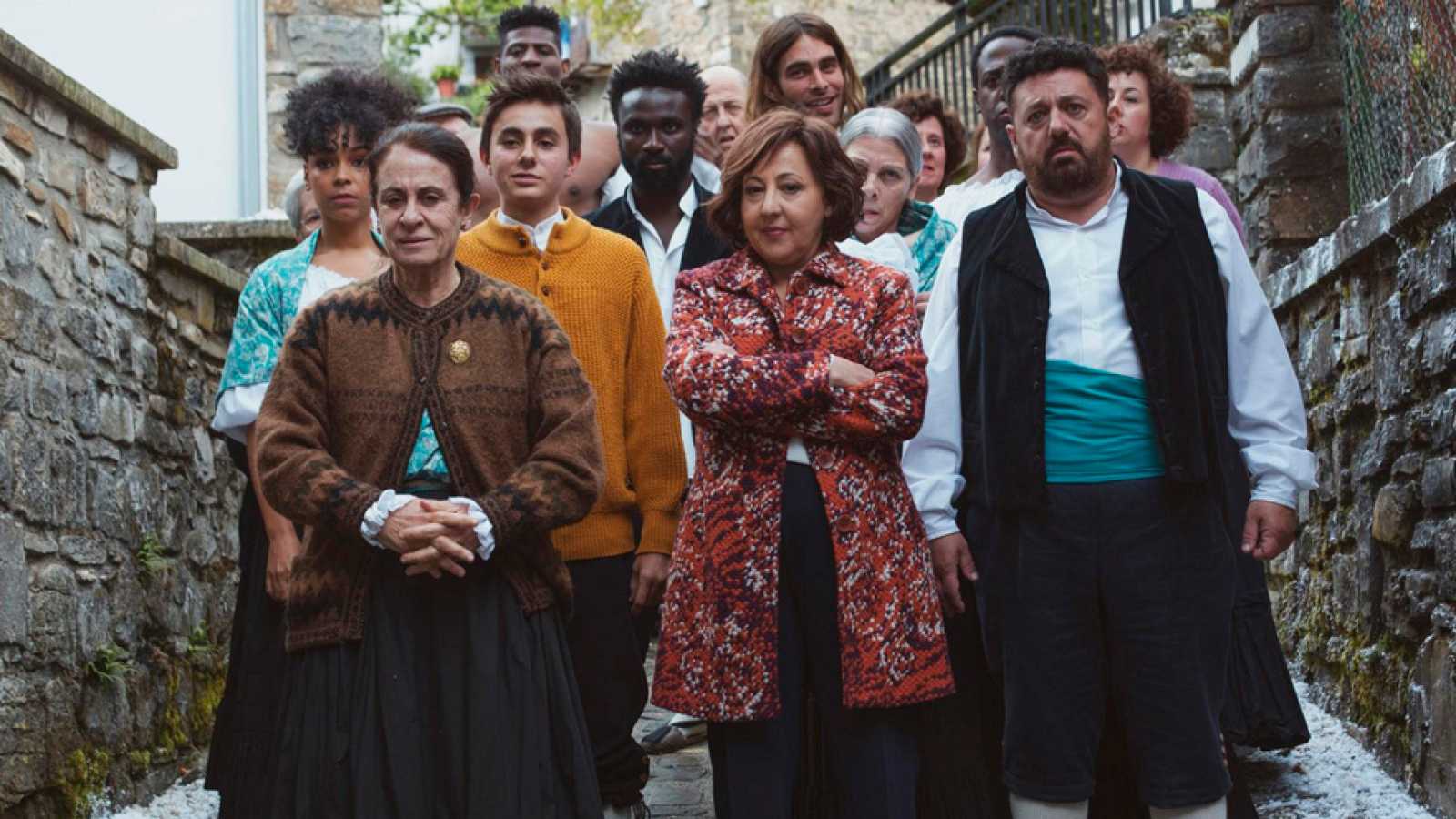 Carmen Machi busca un futuro para su pueblo en 'Lo nunca visto' Carmen Machi busca un futuro para su pueblo en 'Lo nunca visto'