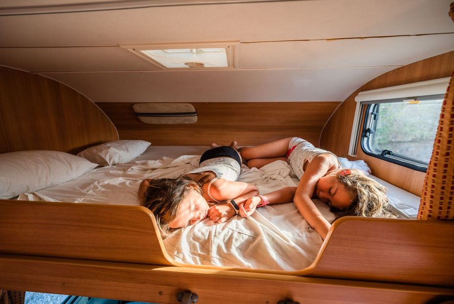 bigstock Kids Are Sleeping In Alcove Mo 465082579 bigstock Kids Are Sleeping In Alcove Mo 465082579