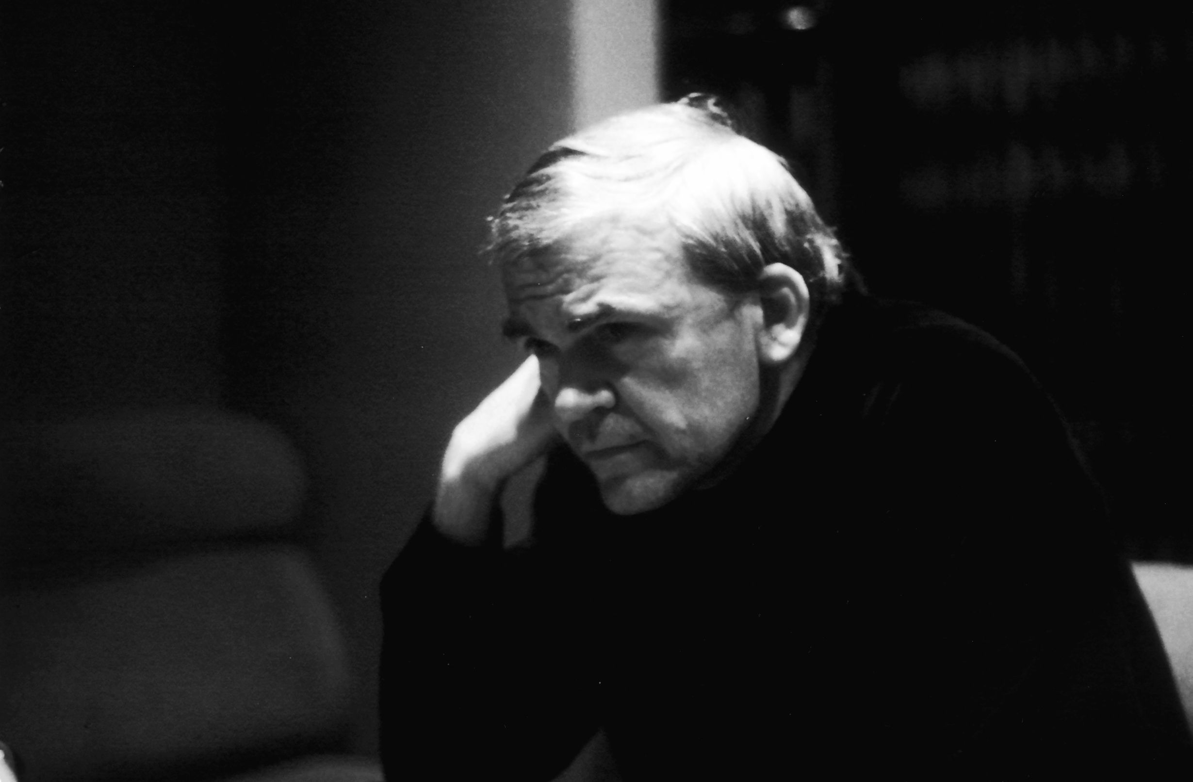 Muere el escritor Milan Kundera a los 94 años, autor de 'La insoportable levedad del ser'