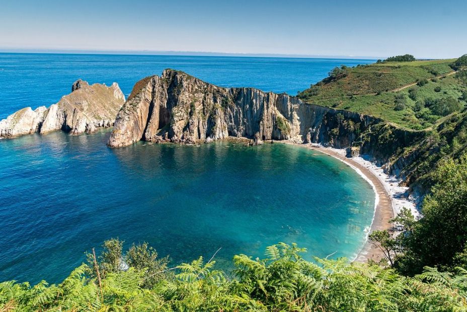 6 Playa del Silencio by Pixabay