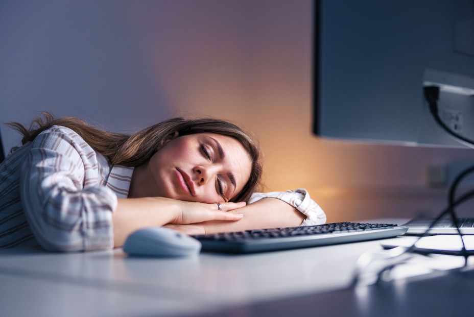 Alemania cree los españoles duermen la siesta en el trabajo y pide copiarlo para combatir el calor