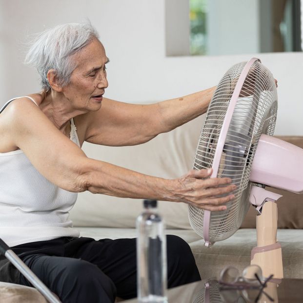 Con estos trucos puedes convertir tu ventilador en aire acondicionado