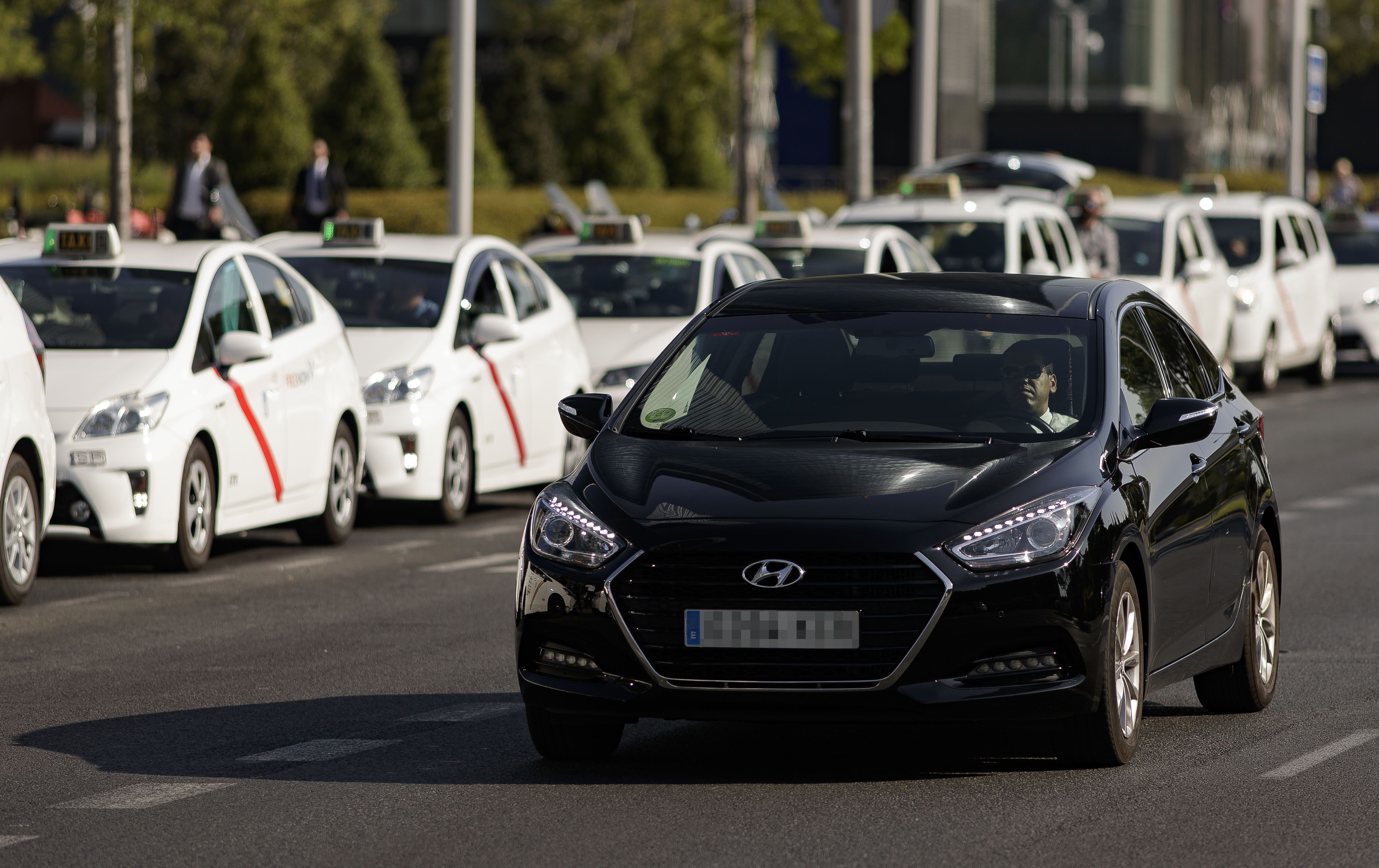 Los taxistas lanzarán en octubre una app