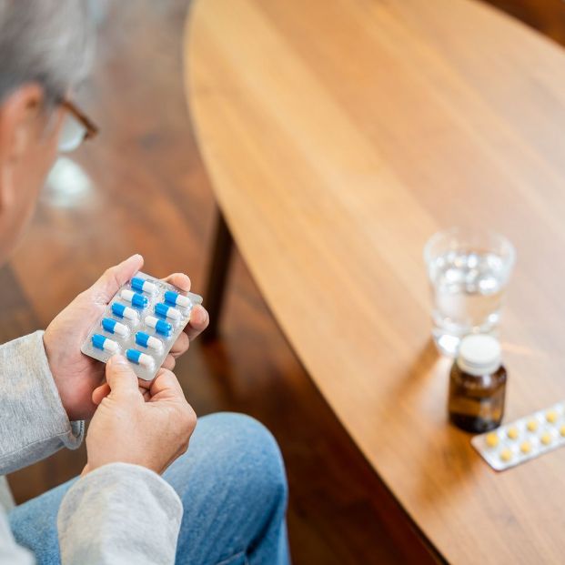 Estos son los medicamentos que no debes mezclar con ibuprofeno