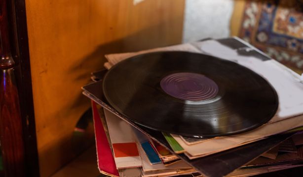 bigstock Playing Vinyl Records Listeni 464451787