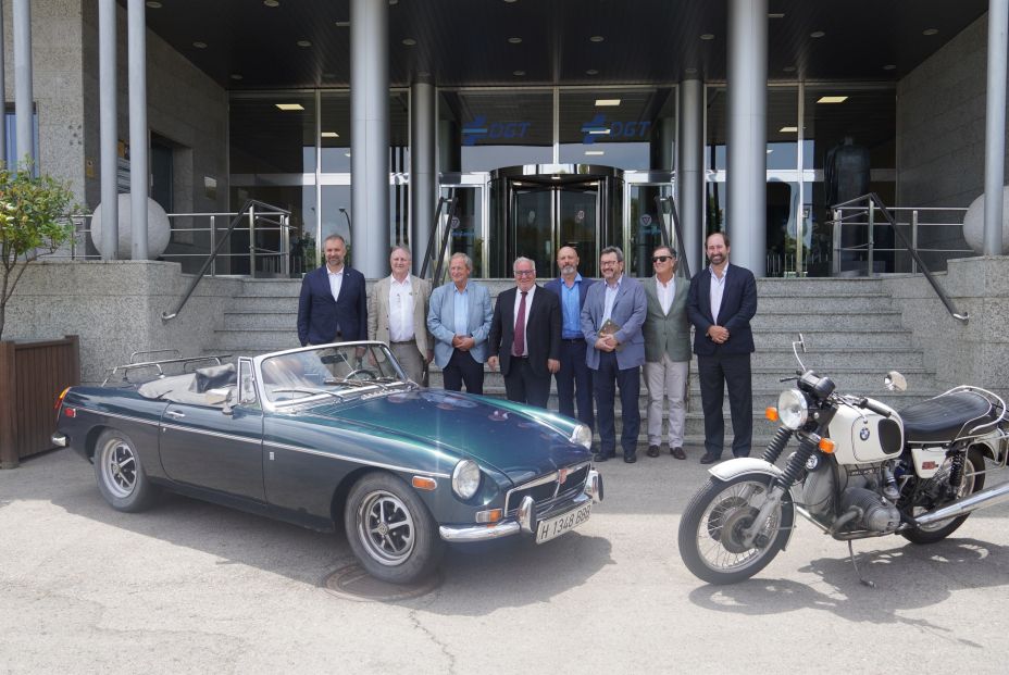 EuropaPress 5353373 visita presidente federacion internacional vehiculos historicos fiva tiddo