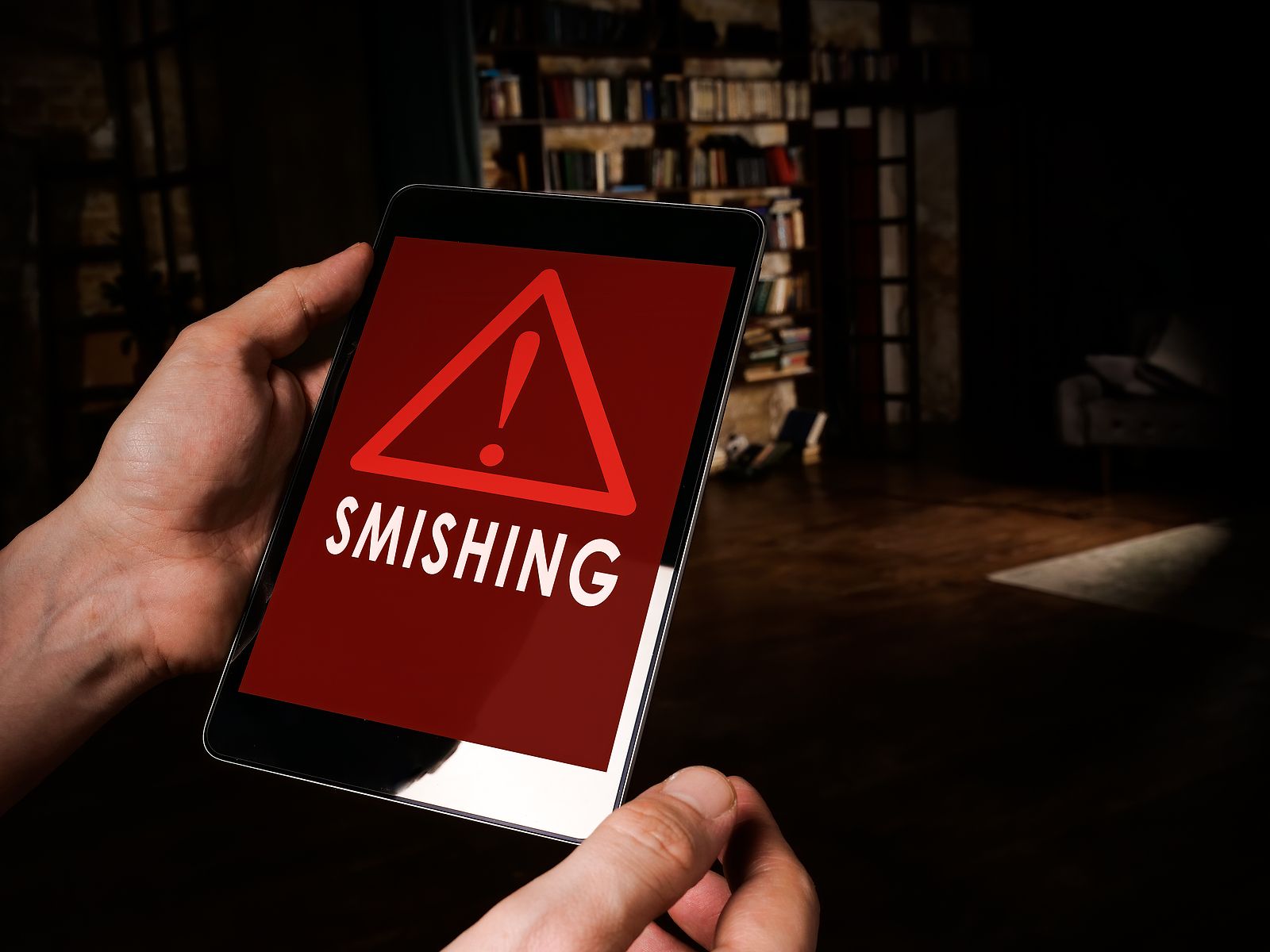 La DGT alerta a la población de una nueva oleada de estafas a través de SMS tras las vacaciones La DGT alerta a la población de una nueva oleada de estafas a través de SMS tras las vacaciones