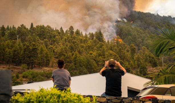 La Guardia Civil alerta sobre la relación entre la acumulación de basura en el campo y los incendios