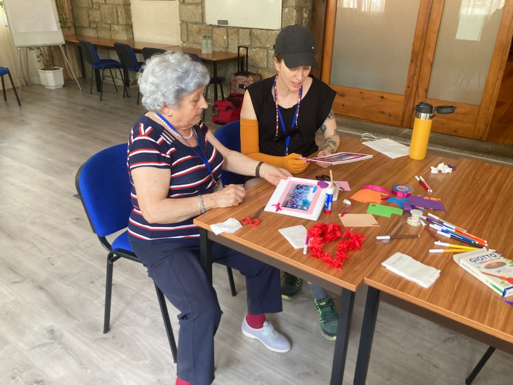 Amalia, voluntaria que acompaña a mayores en soledad: "A mí también me ha cambiado la vida". Foto: Grandes Amigos