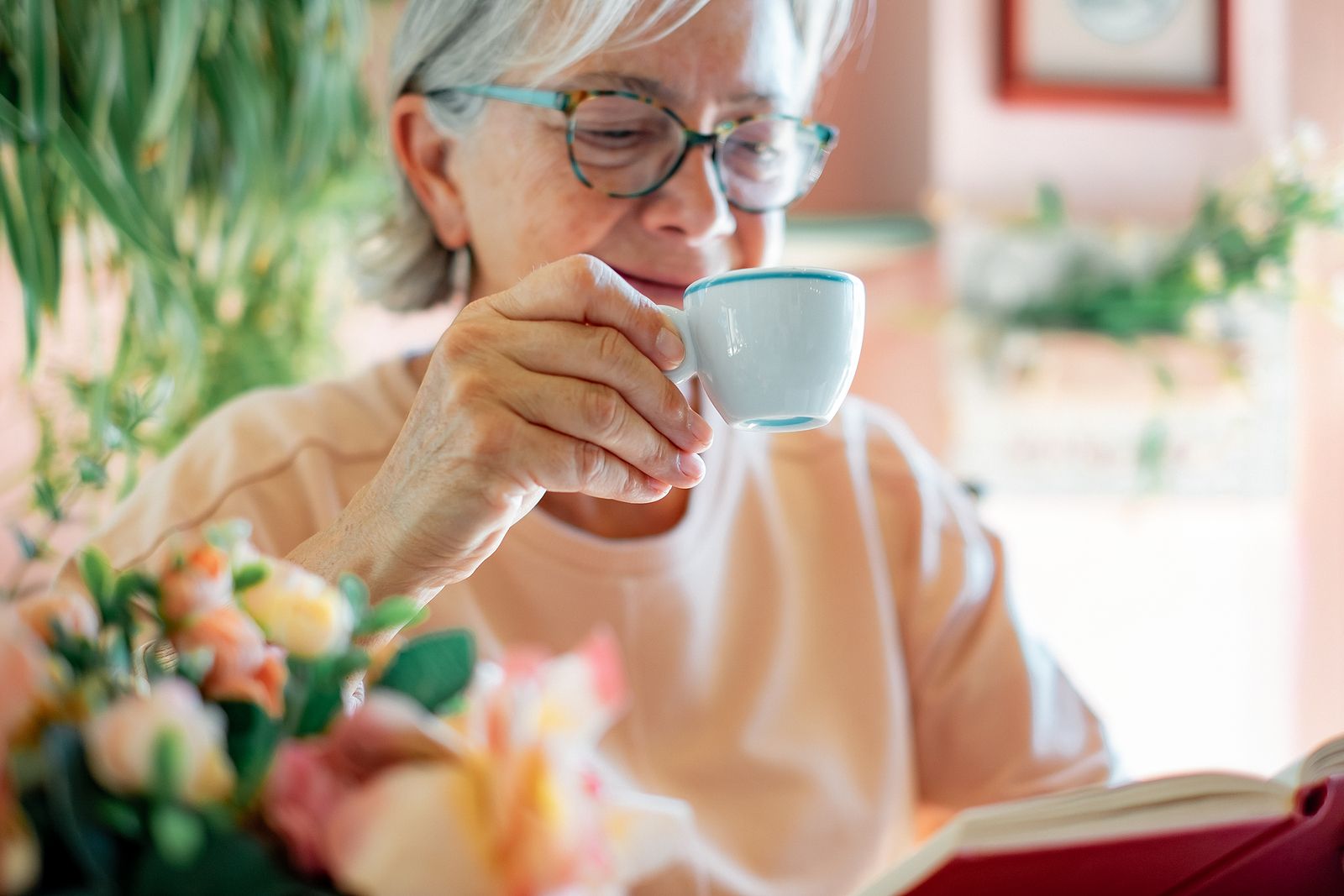 Tomar café espresso contribuye a prevenir el alzhéimer