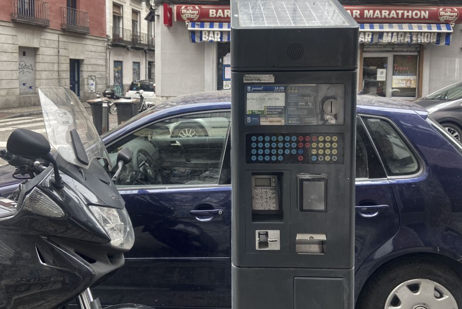 EuropaPress 3534047 parquimetro dia reanuda servicio estacionamiento regulado ser gran nevada