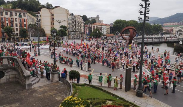 Los pensionistas vascos no paran en verano: "Hay que seguir movilizándose para que nos hagan caso"