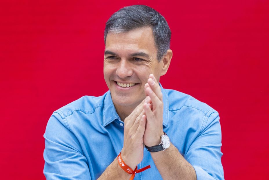 Sánchez anuncia que buscará ser investido con partidos que no le apoyaron la anterior legislatura Sánchez anuncia que buscará ser investido con partidos que no le apoyaron la anterior legislatura
