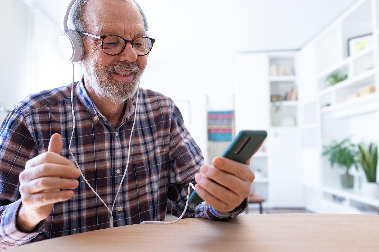 El precio de los paquetes de telefonía cae un 8% en 2022