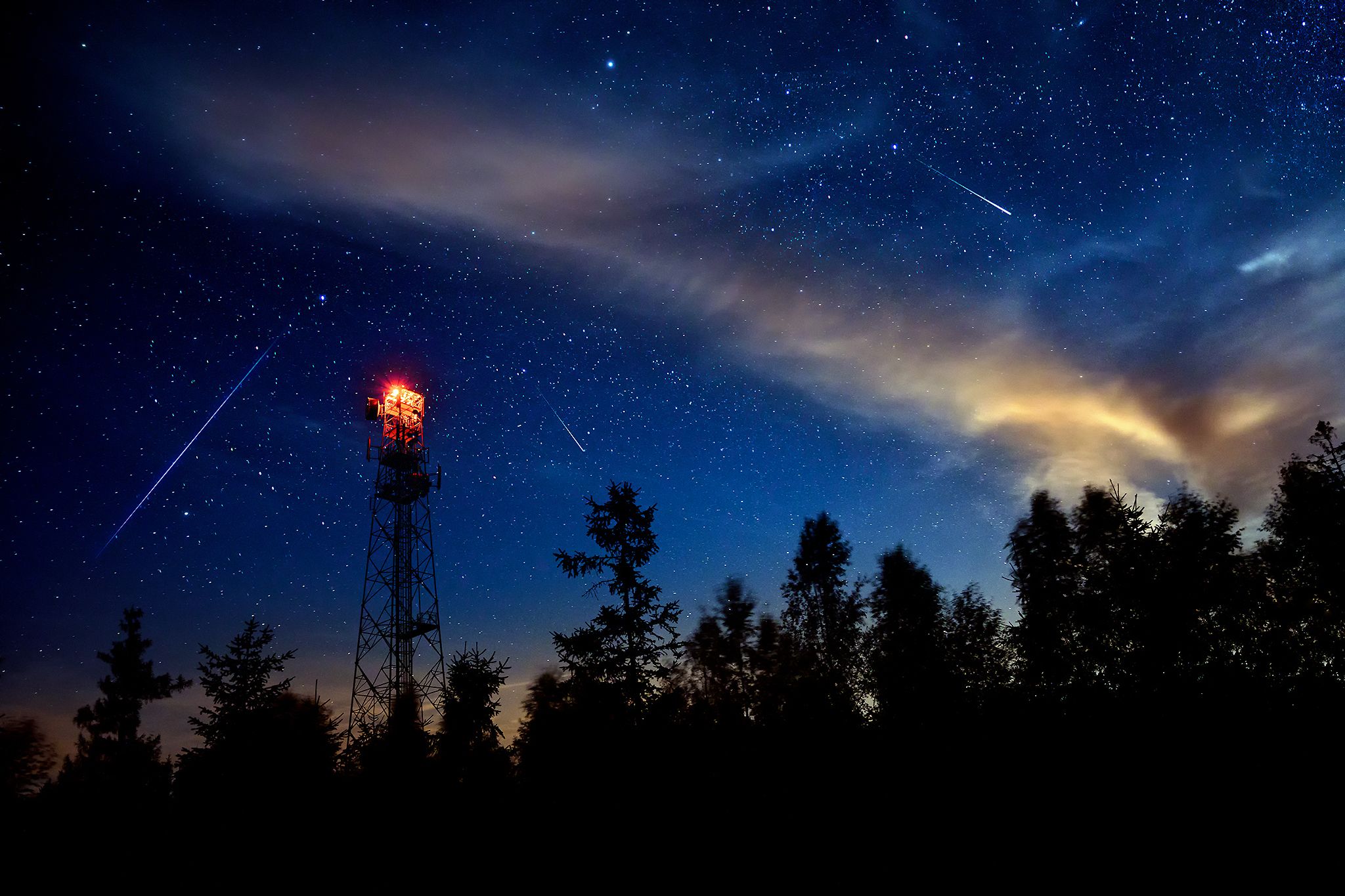 La lluvia de Perseidas iluminará el cielo nocturno de agosto: cómo y cuándo verlas