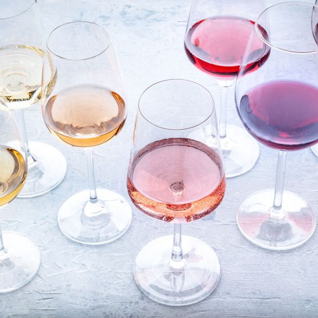 Uno de los mejores vinos de España en 2023 cuesta menos de 6 euros. Foto: Bigstock