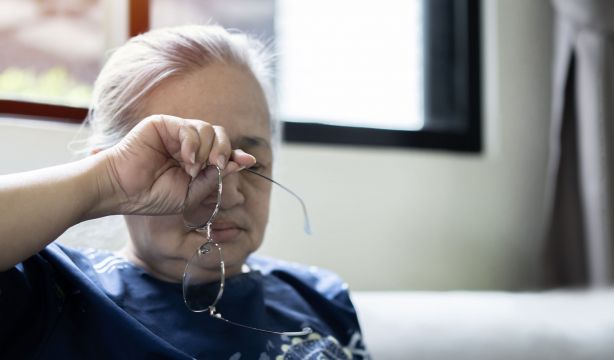 Descubren que este mal hábito es clave para sufrir cefalea en racimos