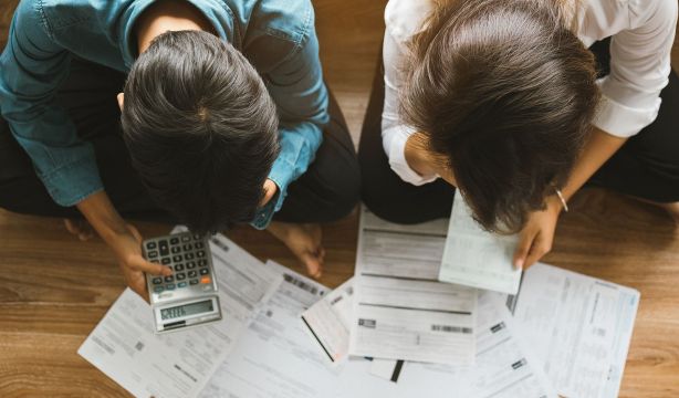 ¿Qué hacer si un inquilino no paga la luz u otros suministros?