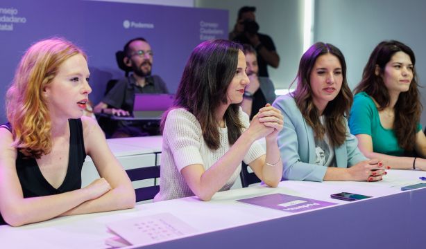 Podemos lanza un ERE y despedirá a más de la mitad de su plantilla