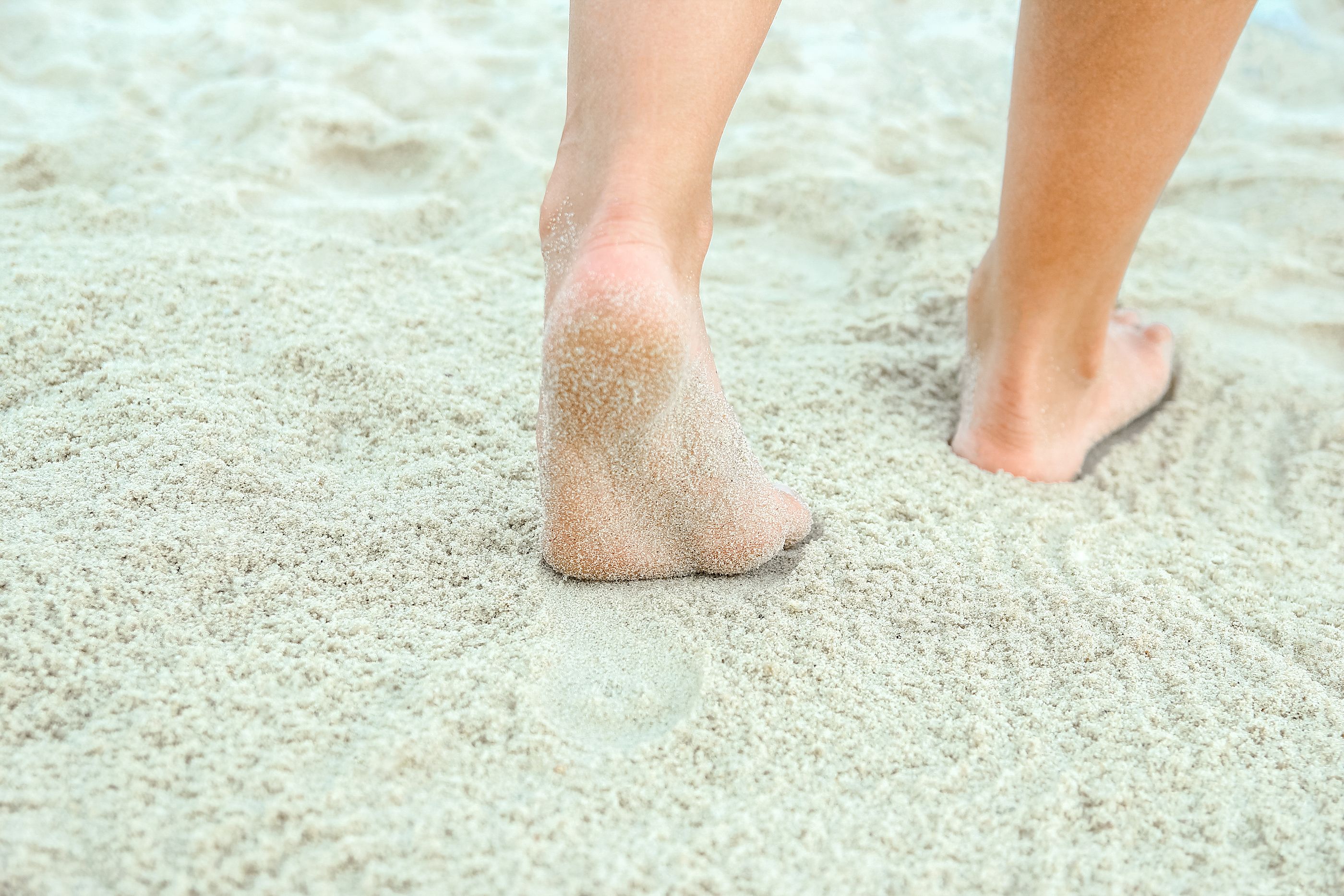 El truco para deshacerse de la arena al salir de la playa sin utilizar agua