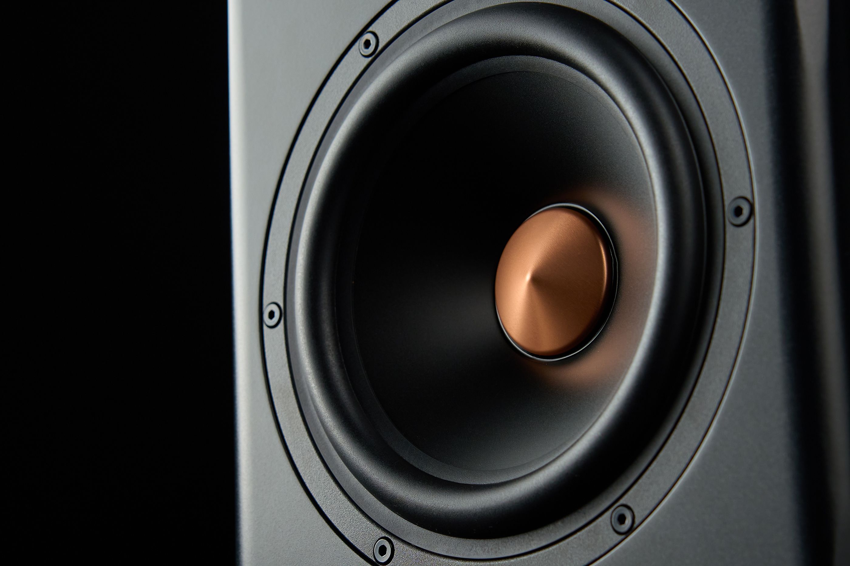 Demuestran cómo se puede transmitir el sonido a través del vacío