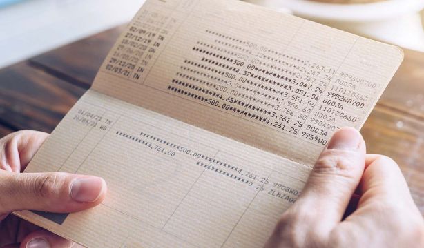 Pago de las pensiones en enero de 2024: ¿cuál es la fecha de cobro en cada banco?. Foto: bigstock