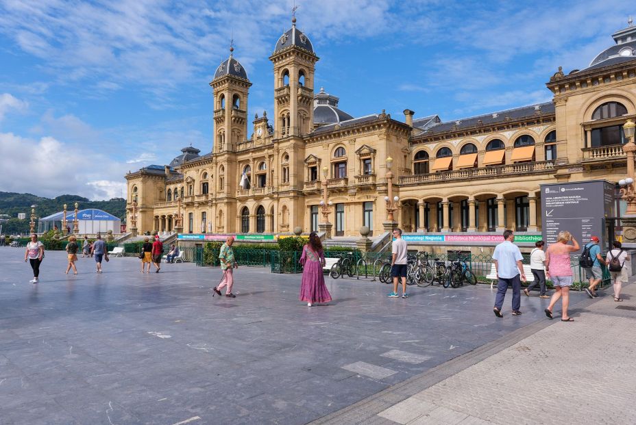 bigstock Donostia san Sebastian Spain  477172001