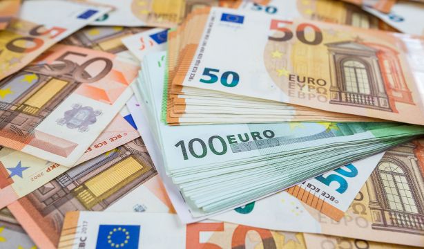 Aprende a detectar un billete falso con este truco de la Policía Nacional