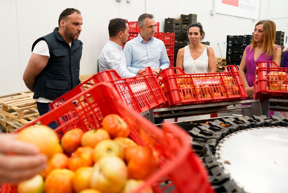 Madrid Rural, primer mercado sin intermediarios, distribuye 100.000 kilos de productos frescos
