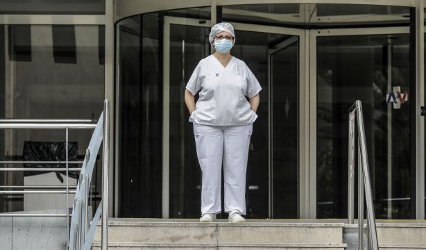 Un hospital de Valencia vuelve al uso obligatorio de mascarilla ante el aumento de casos de Covid. Foto: Europa Press