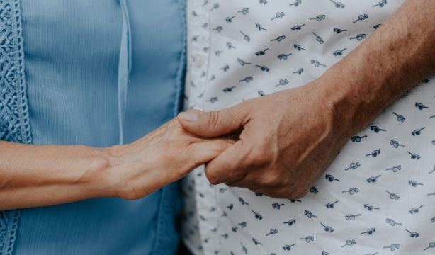 ¿Quién cuida realmente de los mayores dependientes?