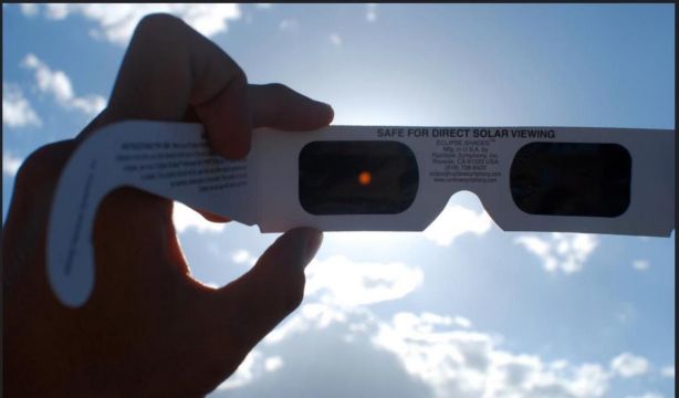 Dónde y cuándo ver el eclipse solar de este lunes. Foto: Europa Press