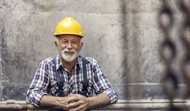 La población activa mayor de 55 años se dispara el 62% en una década: ya son más de 4,8 millones