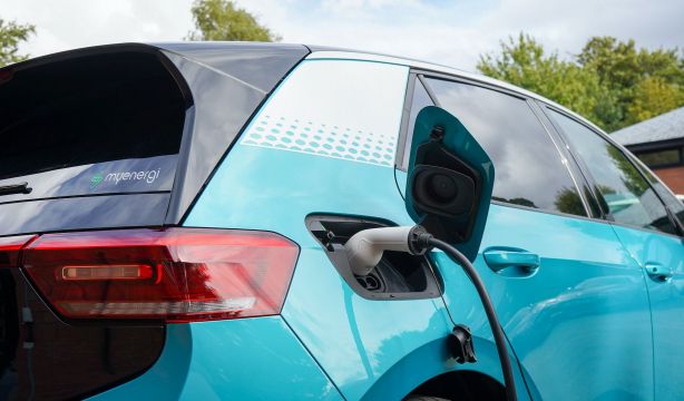 España es el séptimo país de Europa más caro para cargar los vehículos eléctricos, según Switcher