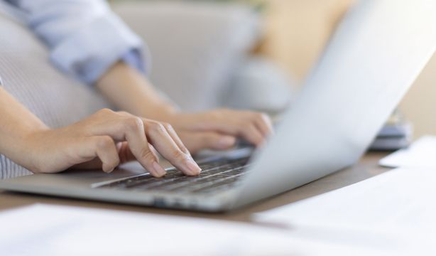 Así puedes consultar si tienes deudas con la Seguridad Social. Foto: Bigstock