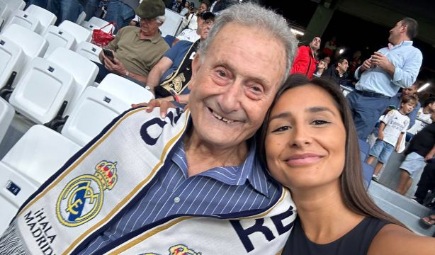 VÍDEO: Cumple el sueño de su abuelo de ir al Bernabéu: "Si me muero, ya lo hago a gusto"