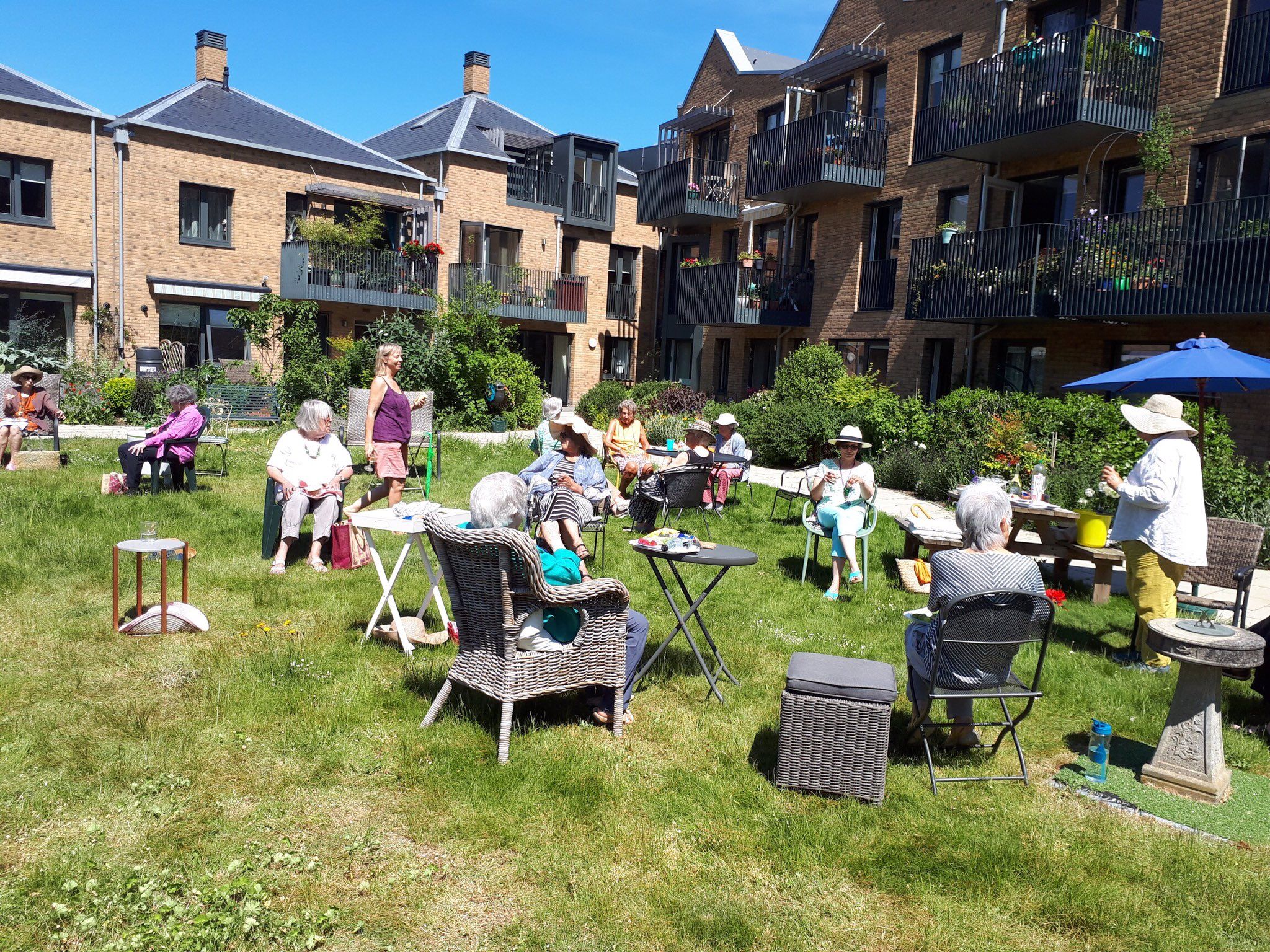 Así es el primer cohousing sénior en Reino Unido, formado por mujeres mayores de 50 años. Foto: Redes Sociales