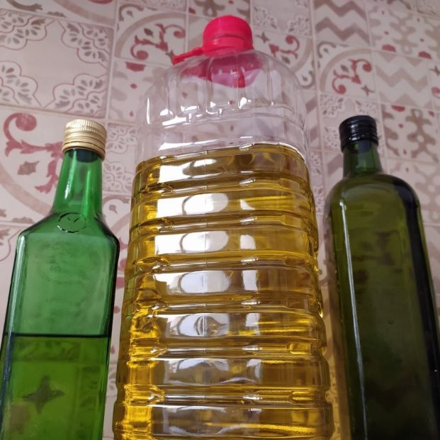 aceite oliva envasado garrafa platico botellas vidrio 